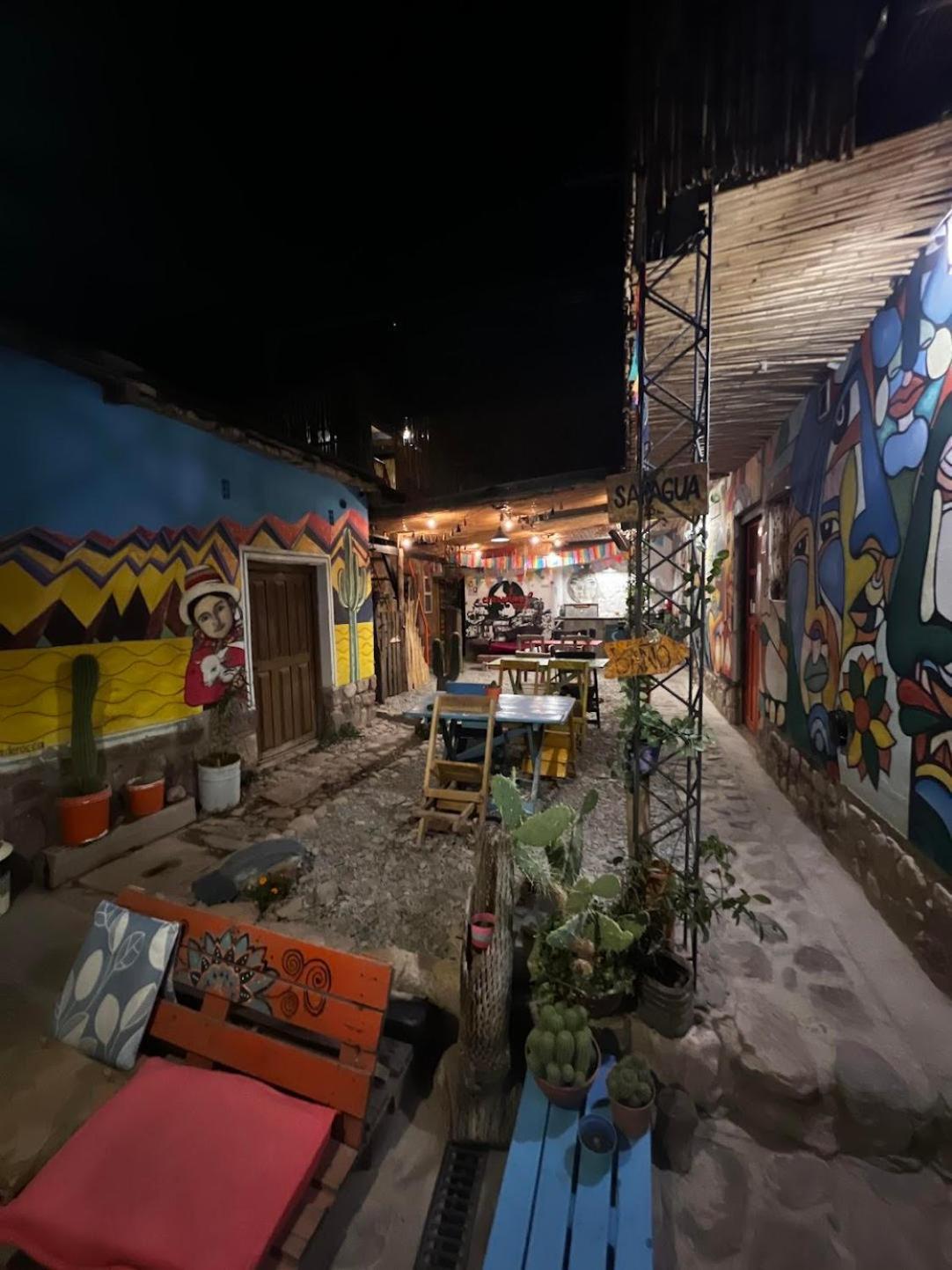 Giramundo Hostel هوماهواكا المظهر الخارجي الصورة