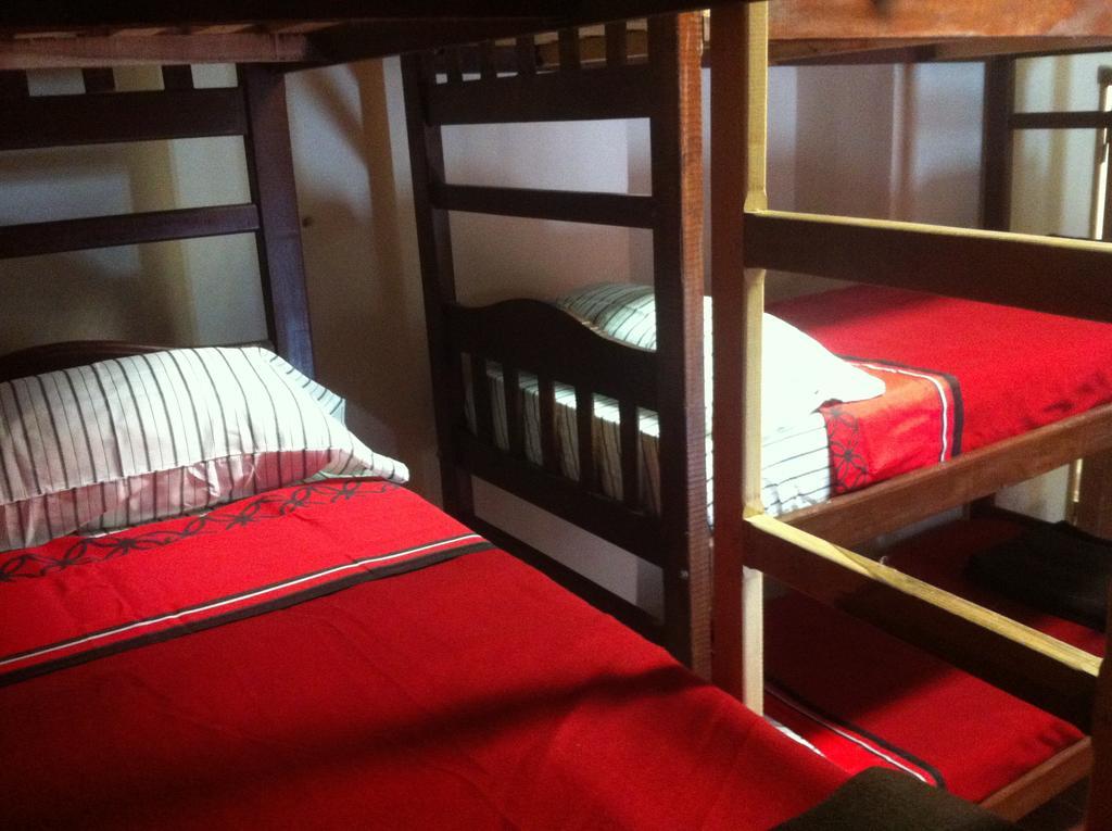Giramundo Hostel هوماهواكا الغرفة الصورة